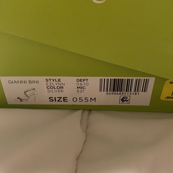 • Gianni Bini Crystal Heels • - Picture 7 of 9